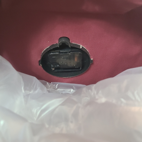 Unique Clock Purse (Clock Functions) - Picture 6 of 6